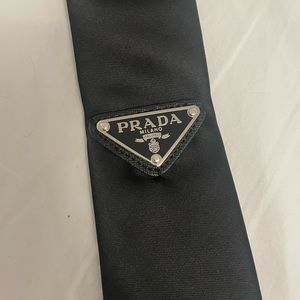 Prada tie